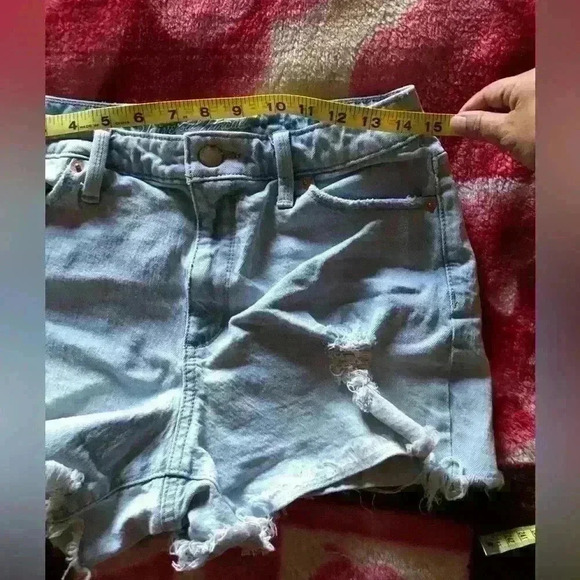 universal thread light blue distressed shorts women size 6 - Picture 6 of 6